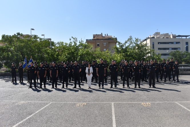 Recibimeinto a los nuevos policías en prácticas (POLICIA NACIONAL)