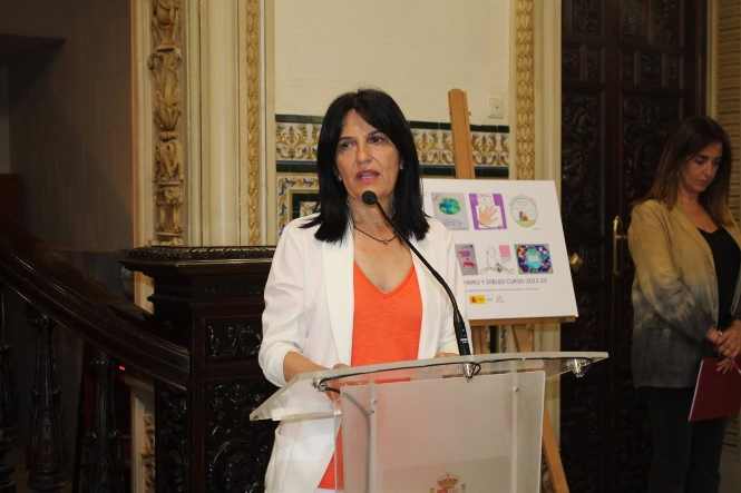 Inmaculada López Calahorro, en un acto este miércoles en la Subdelegación del Gobierno en Granada (SUBDELEGACIÓN DEL GOBIERNO)