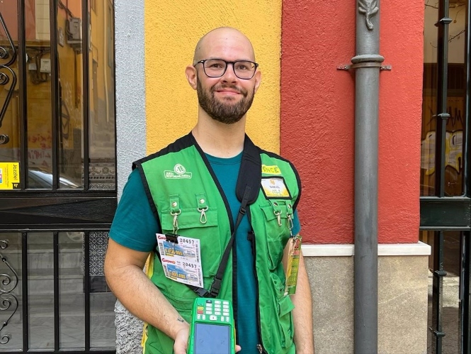 Samuel Segovia, vendedor de la ONCE que ha repartido el premio (ONCE) 