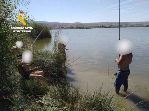 Pesca ilegal en la Laguna de Padul (GUARDIA CIVIL)