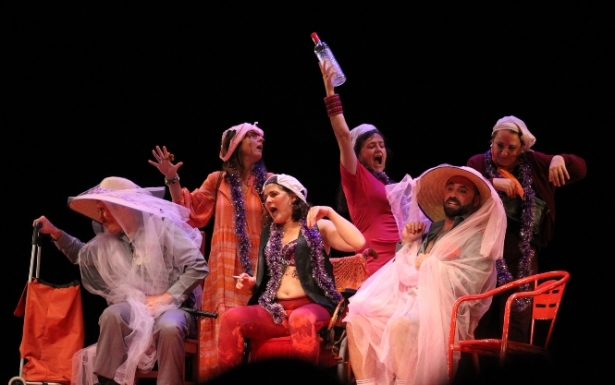 Representación de una de las obras (TEATRO HUMOR SANTA FE)