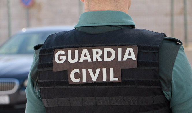 Un agente de la Guardia Civil, de espalda, en imagen de archivo (GUARDIA CIVIL)