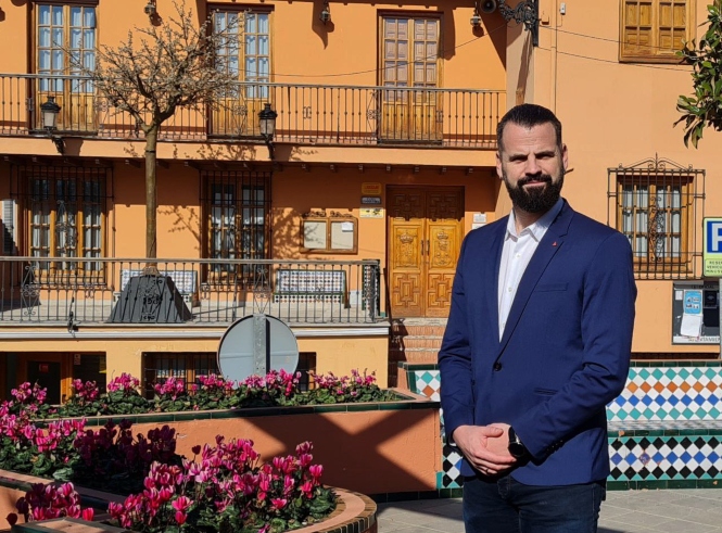 El portavoz de IU en el Ayuntamiento de Huétor Vega, Jesús Fernández (IU) 