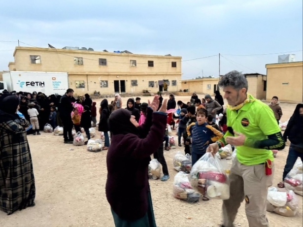 Guardias Civiles Solidarios entrega 15 toneladas de ayuda en zonas de Siria devastadas por los terremotos (ASOCIACIÓN GUARDIAS CIVILES SOLIDARIOS) 