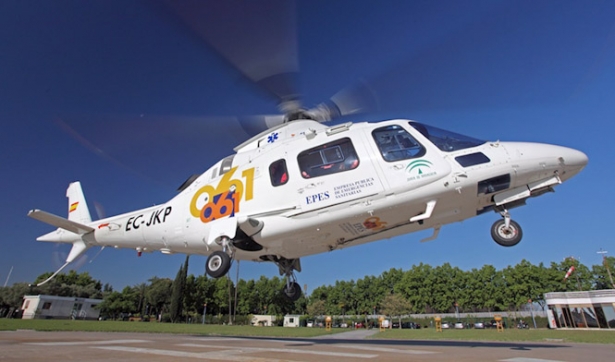 Helicóptero sanitario del 061 (JUNTA DE ANDALUCÍA) Helicóptero sanitario del 061 (JUNTA DE ANDALUCÍA)
