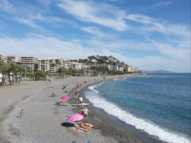 Playa Puerta del Mar en Almuñécar (MANCOMUNIDAD) 