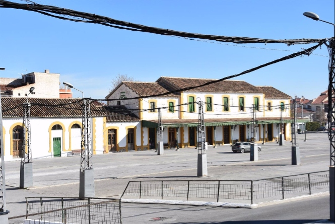 Antigua estación de trenes de Baza (AYUNTAMIENTO) 