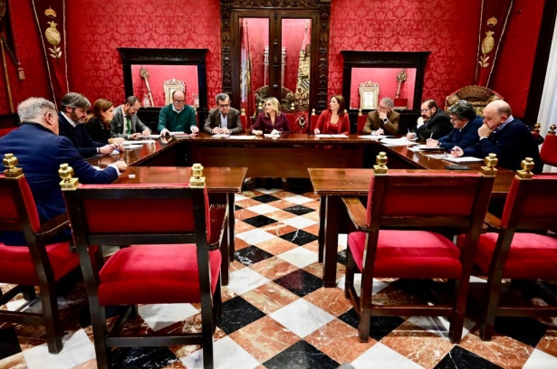 Imagen de la reunión (AYTO. GRANADA)