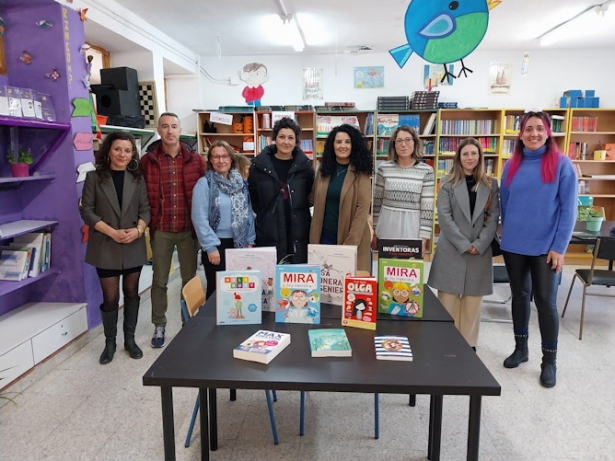 Entrega de libros (DIPUTACIÓN) Entrega de libros (DIPUTACIÓN)