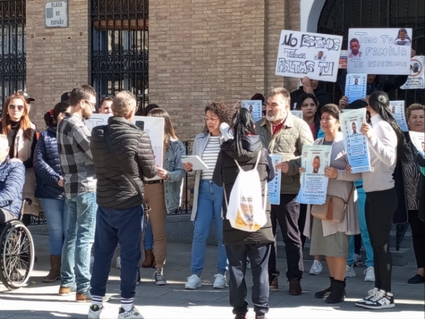 Imagen de la concentración (AYTO. SANTA FE) 