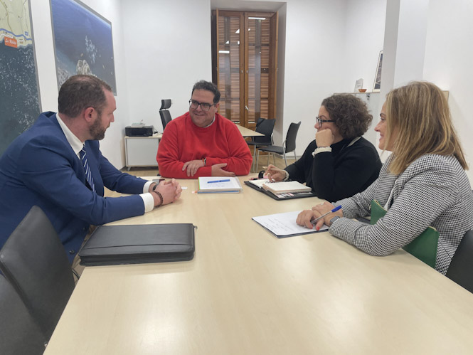 Imagen de la reunión (CAJA RURAL)