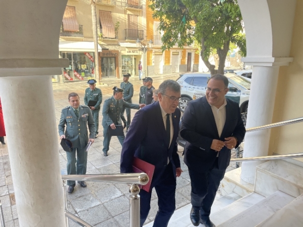 (AYUNTAMIENTO ALMUÑÉCAR)