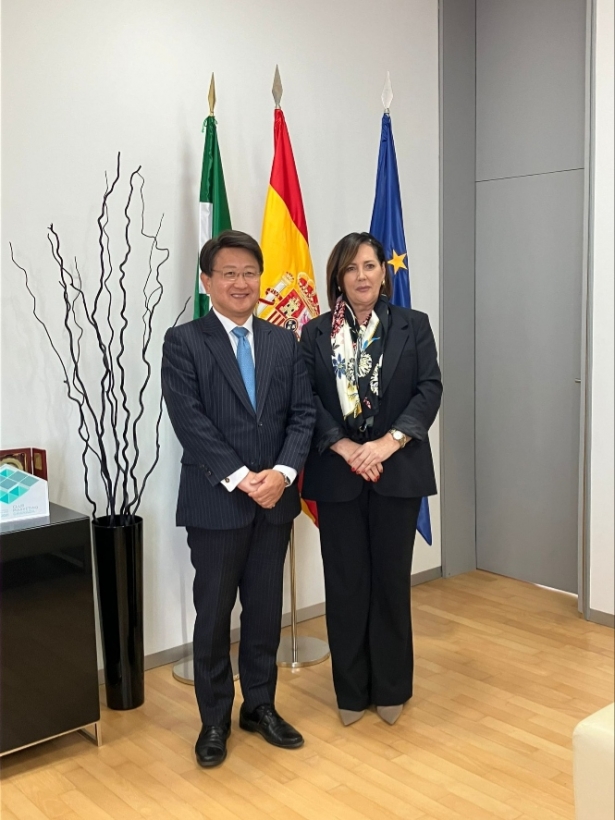 (CÁMARA GRANADA) (CÁMARA GRANADA)