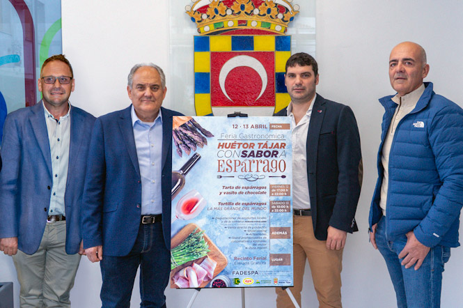 Presentación de la feria gastronomíca del espárrago (AYTO. HUÉTOR TÁJAR)