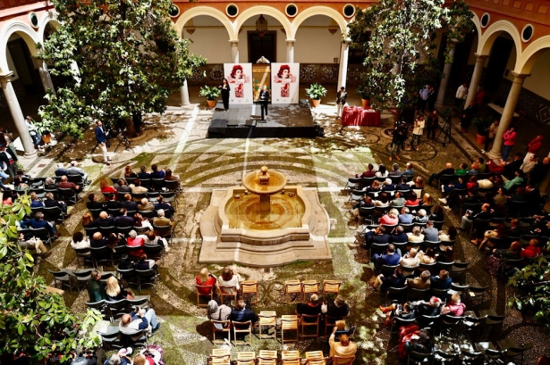 Pregón del Día de la Cruz (AYTO. GRANADA)