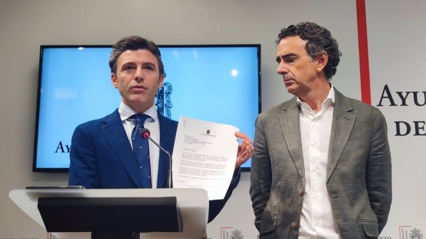 Los concejales de Presidencia y de Urbanismo de Granada, Jorge Saavedra y Enrique Catalina (AYUNTAMIENTO)