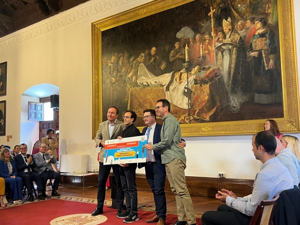 Entrega del premio (PROYECTO CHOPO)
