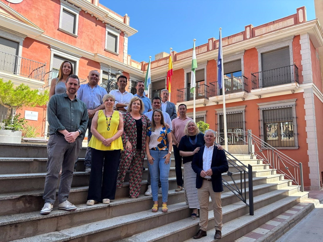 El grupo socialista en la Diputación de Granada, así como alcaldes y portavoces de la zona de la Contraviesa (PSOE)