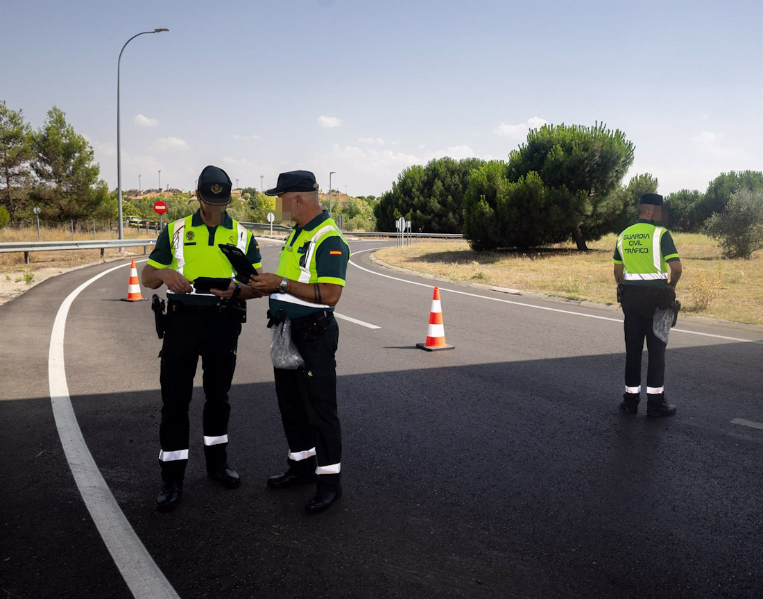 Control de tráfico de la Guardia Civil en imagen de archivo (EDUARDO PARRA - EUROPA PRESS)