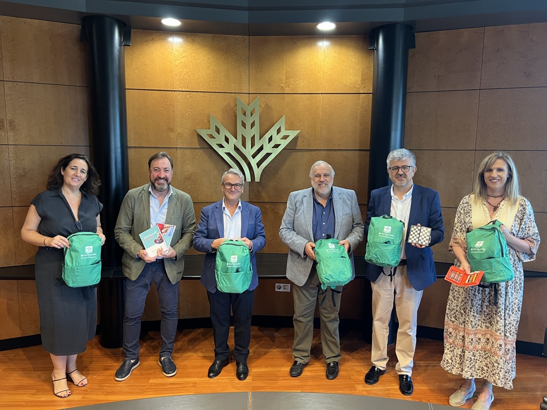 Firma del convenio (CAJA RURAL)