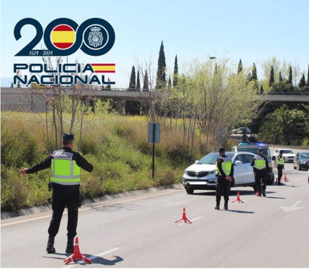 Agentes de la Policía Nacional (POLICÍA NACIONAL) Agentes de la Policía Nacional (POLICÍA NACIONAL)