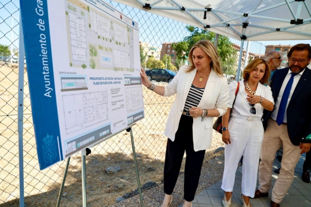 Presentación de la nueva residencia de mayores (AYTO. GRANADA)