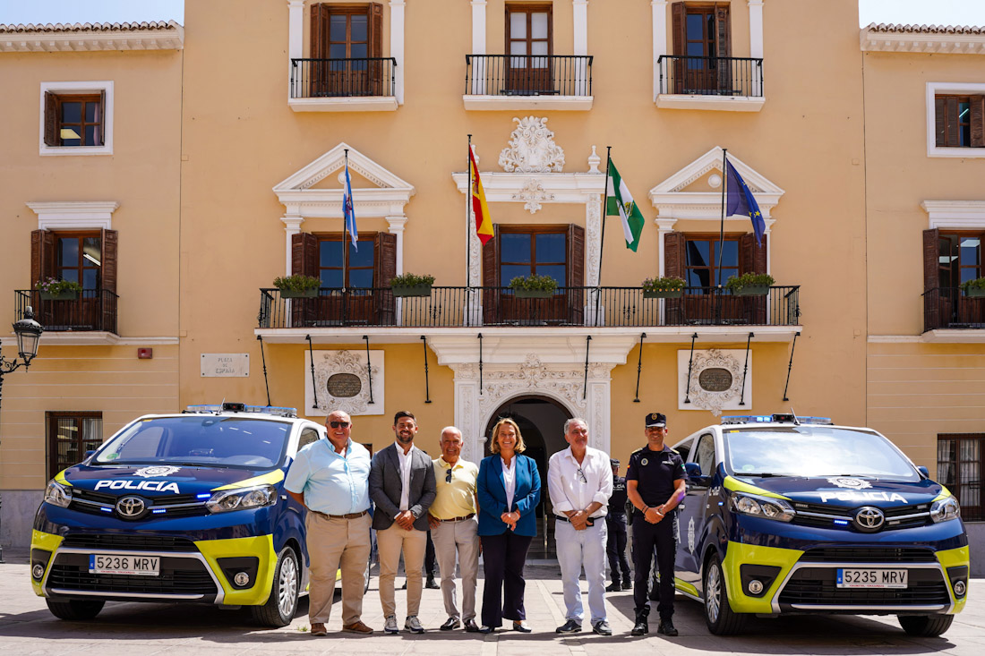 Presentación de los nuevos vehículos (AYTO. MOTRIL)