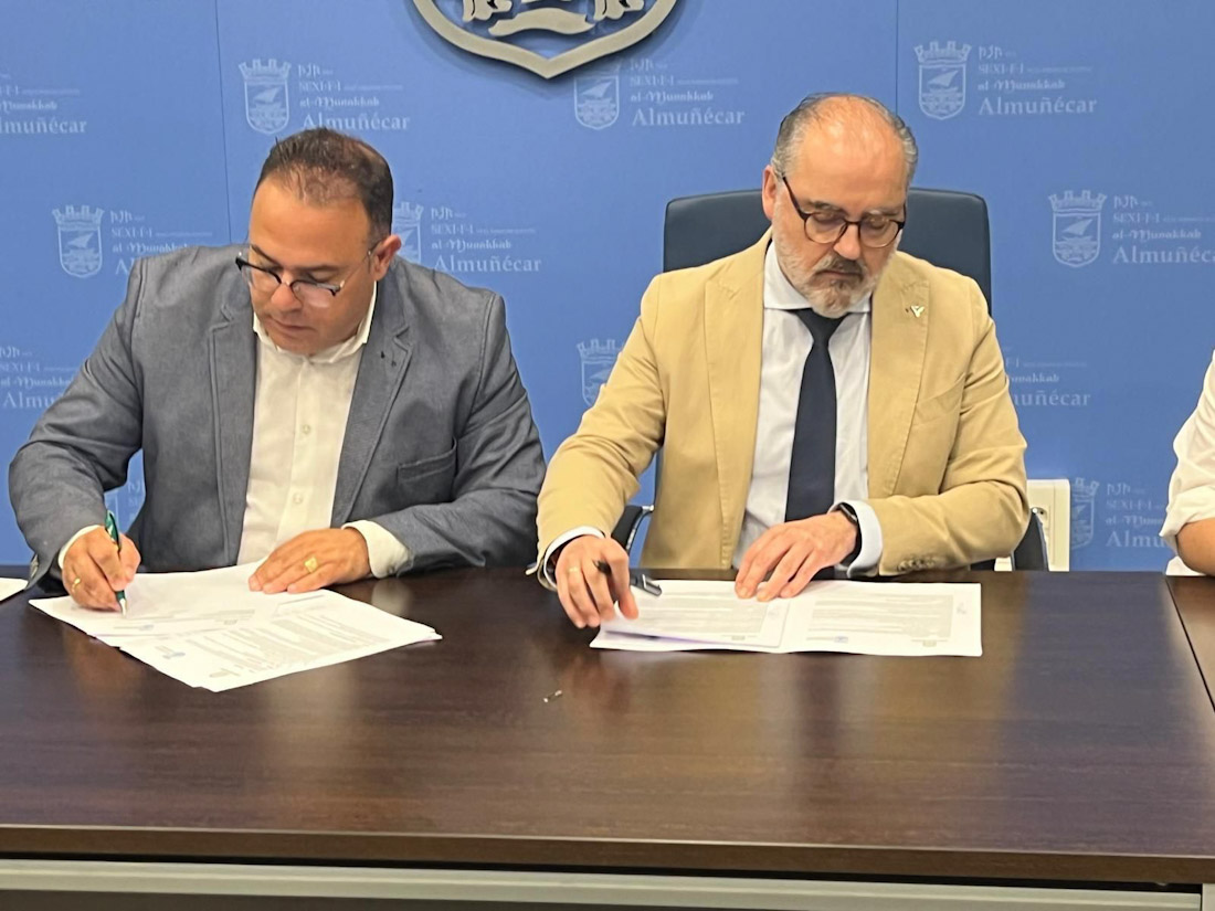 Firma del convenio (JUNTA)