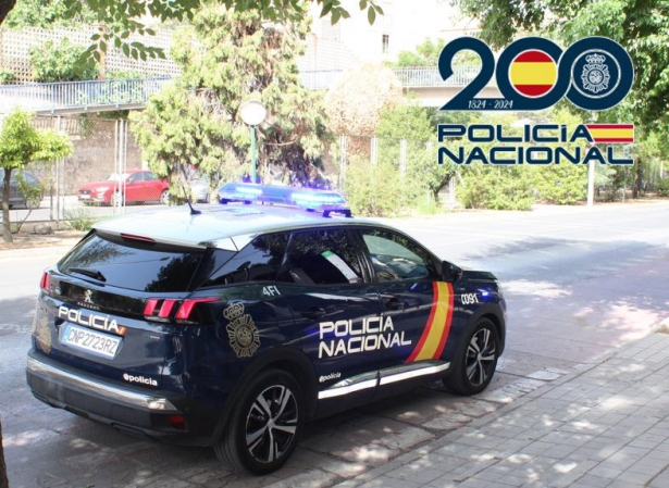 Vehículo de la policía Nacional (POLICÍA NACIONAL)