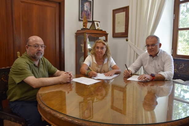 Firma del convenio (AYTO. BAZA)