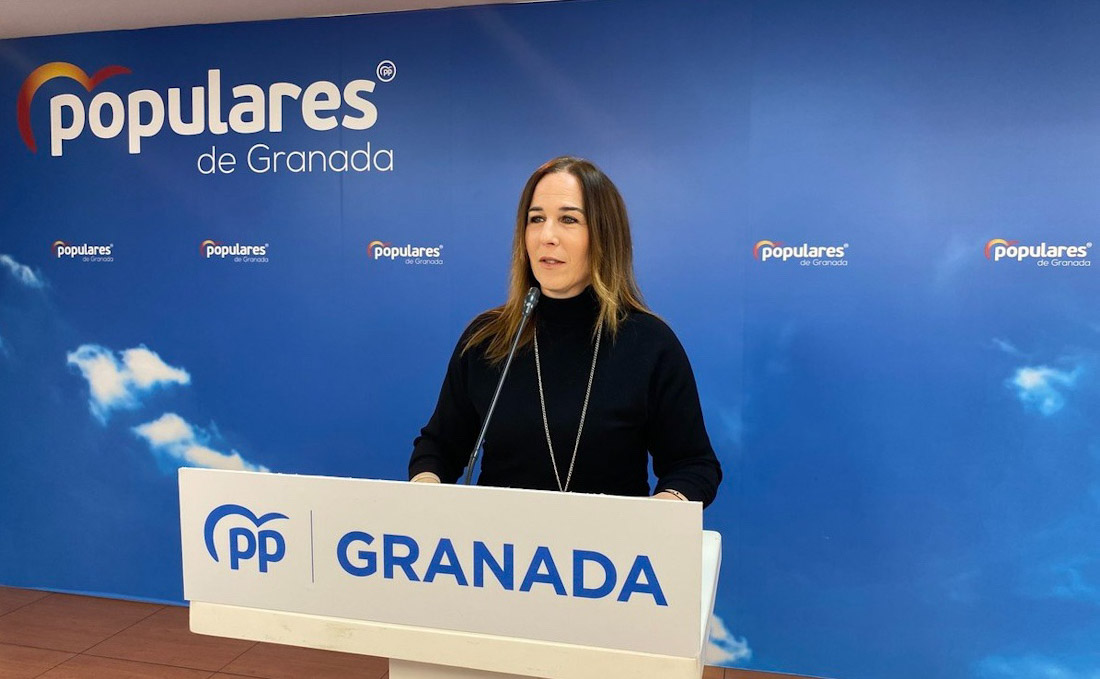 La portavoz del PP de Granada, Lourdes Ramírez (PP)