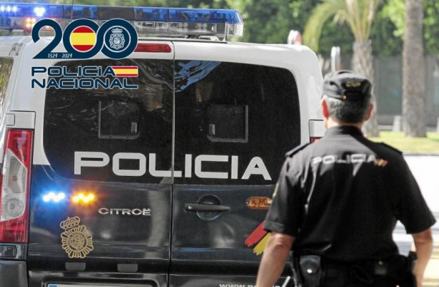 Vehículos de la policía Nacional (POLICÍA NACIONAL) Vehículos de la policía Nacional (POLICÍA NACIONAL)