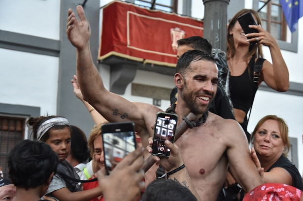 Imagen del Cascamorras a su llegada a Baza(AYTO. BAZA)
