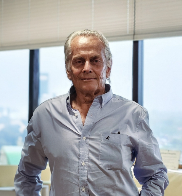 Eduardo Strauch (CAJA RURAL)