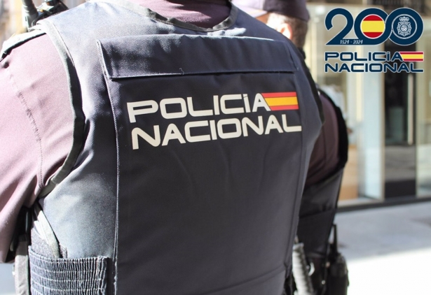Agente de Policía Nacional, en imagen de archivo (POLICÍA NACIONAL EN GRANADA)
