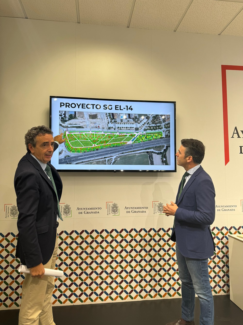 Jorge Saavedra y Enrique Catalina han presentado el proeycto (AYTO. GRANADA)