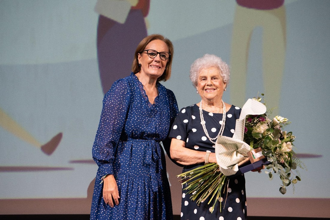 Homenaje a María Milagrosa (JUNTA)