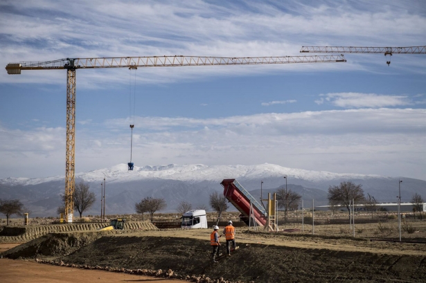 El Consejo de Seguridad Nuclear visitó las obras de la Instalación científica Ifmif-Dones el 20 de diciembre de 2022 en Escúzar, en el área metropolitana de Granada (ÁLEX CÁMARA - EUROPA PRESS)