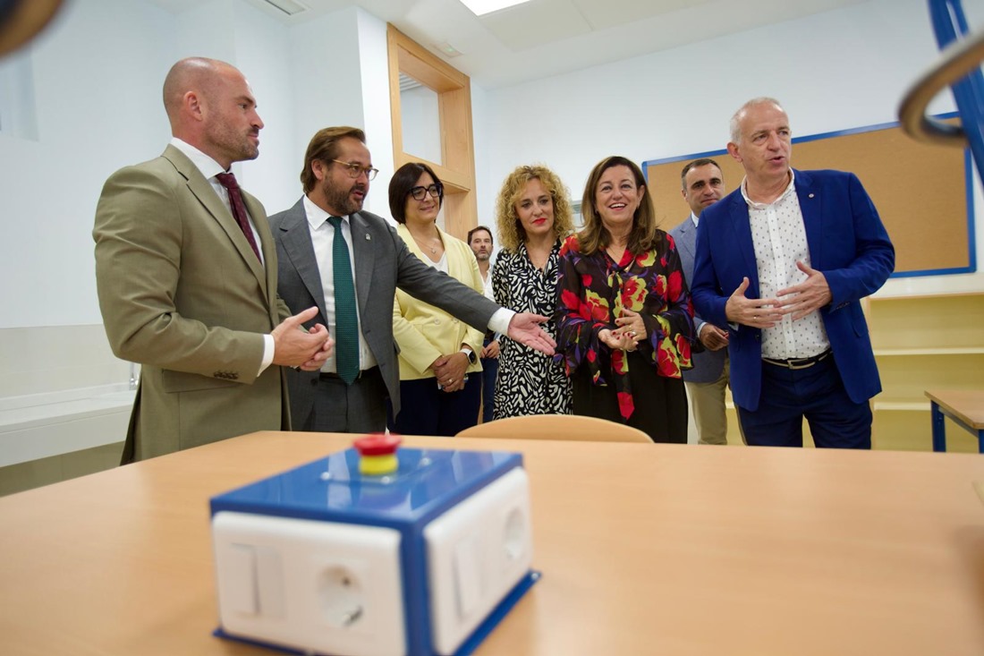 Inauguración del nuevo instituto de Albolote (JUNTA)