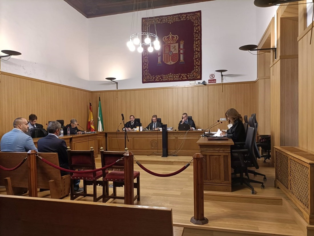 Primera sesión del juicio en la Audiencia de Granada por el robo de la talla de Santa Margarita que iba a subastarse en Nueva York. Archivo (EUROPA PRESS)