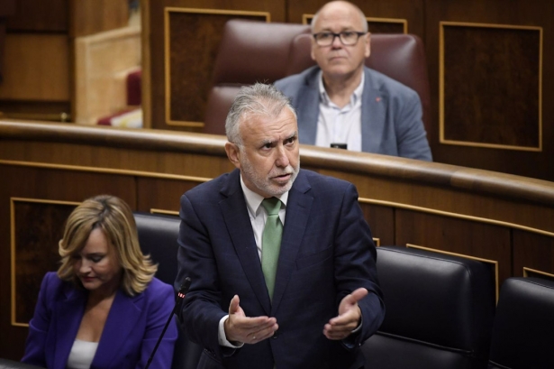 El ministro de Política Territorial y Memoria Democrática, Ángel Víctor Torres, en una imagen de archivo (FERNANDO SÁNCHEZ - EUROPA PRESS)