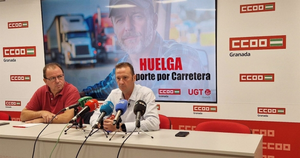 José López Bravo, de CCOO, y Antonio Muñoz, de UGT, explican la huelga del transporte en Granada (CCOO) José López Bravo, de CCOO, y Antonio Muñoz, de UGT, explican la huelga del transporte en Granada (CCOO)