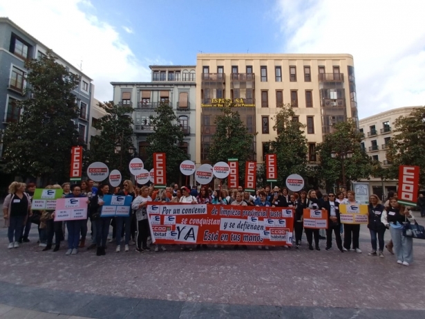 Concentración en la Plaza del Carmen (CCOO)