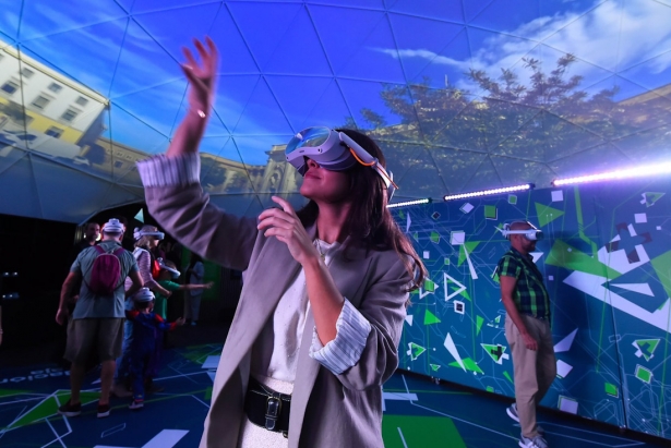 Miguel Ríos abre la programación del X aniversario de la Fundación Unicaja en Granada (FUNDACIÓN UNICAJA) Miguel Ríos abre la programación del X aniversario de la Fundación Unicaja en Granada (FUNDACIÓN UNICAJA)