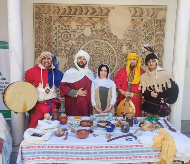 (PUBLOS DE MOCLÍN)