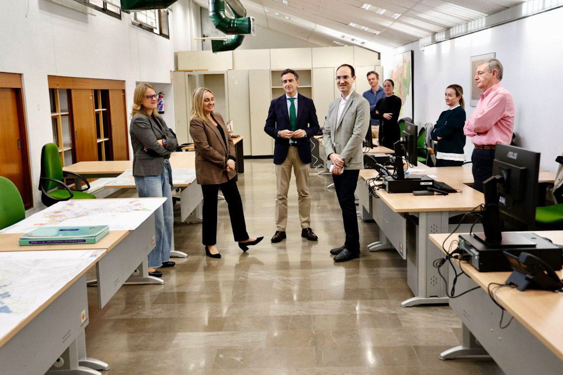 Visita a la oficina redactora del PGOM (AYTO. GRANADA)