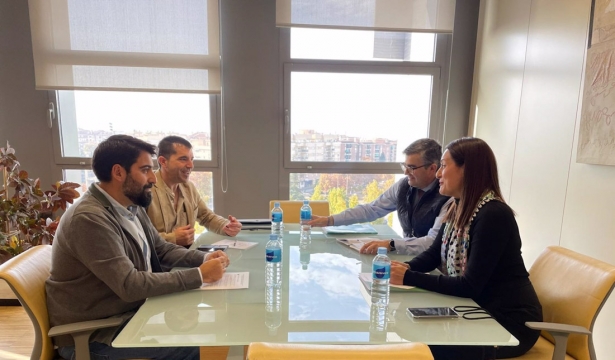 Reunión de CCOO y la Junta sobre la zona de gran afluencia turística en Granada (CCOO)