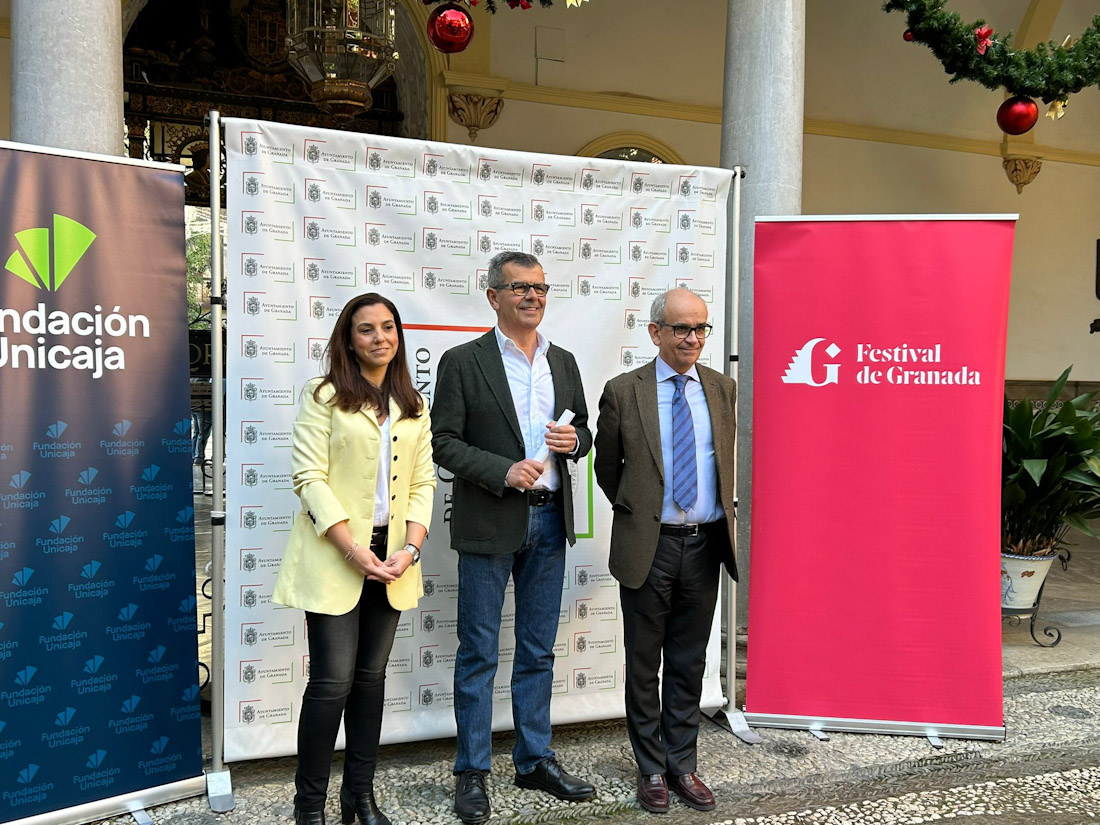 Presentación de la proyección de Blancanieves (AYTO. GRANADA)
