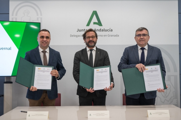 Firma del protocolo de actuación (JUNTA) Firma del protocolo de actuación (JUNTA)