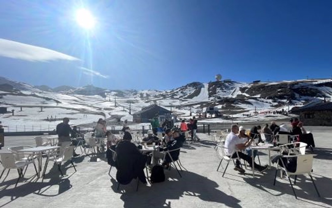 Restaurante en la zona de Borreguiles (CETURSA SIERRA NEVADA)